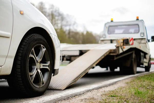 Professional Towing Service Calgary with Quick Response Times